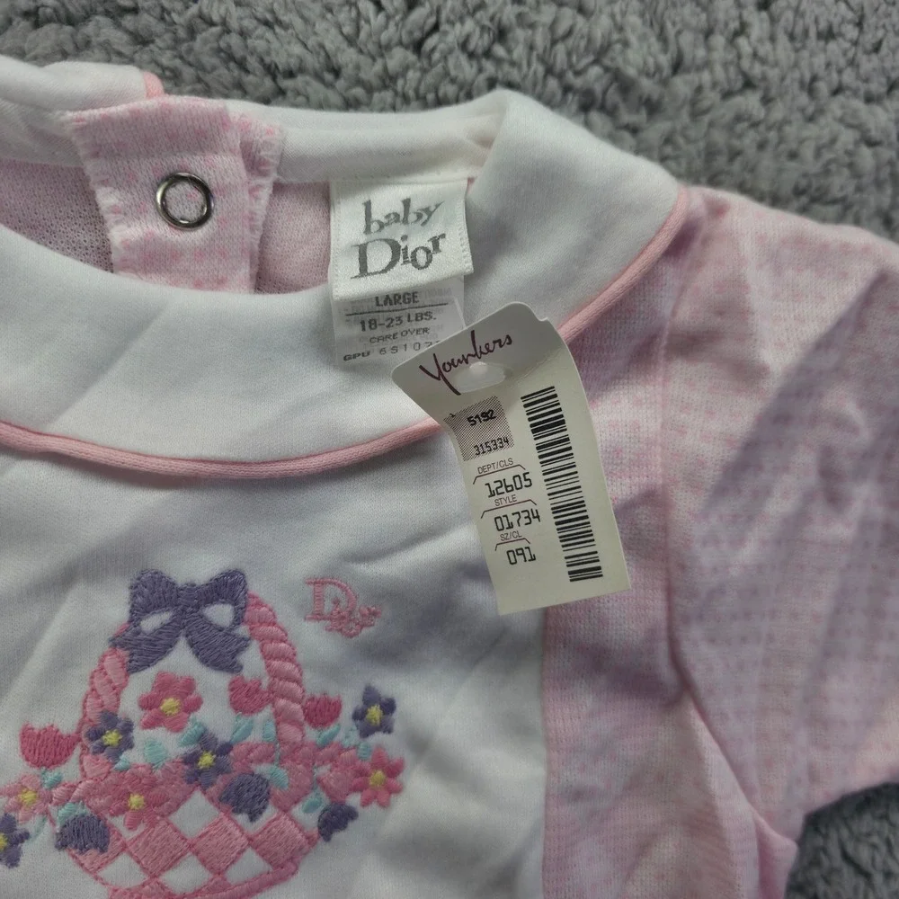Baby Dior Vintage Pink Flower Basket Footed Sleeper Romper NWT Sz L 18-23 lbs